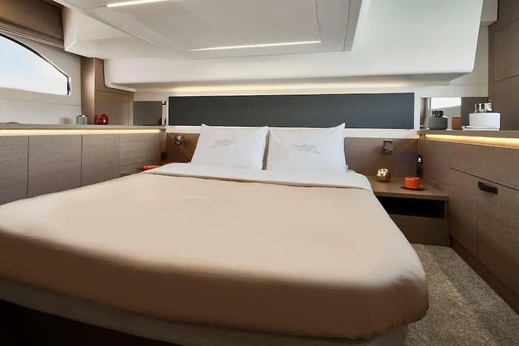 Bådhotel Il Bello - Cannes, Vieux-Port Frankrig